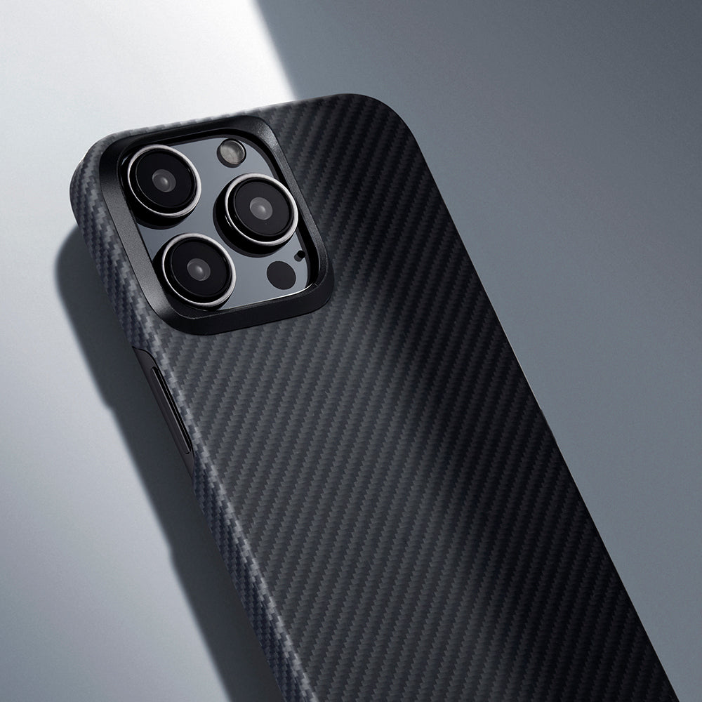 iPhone 15 Pro Kılıf M-safe Şarj Özellikli 600D Aramid Fiber Pitaka Ultra-Slim Classic Serisi Black-Grey Twill Kılıf