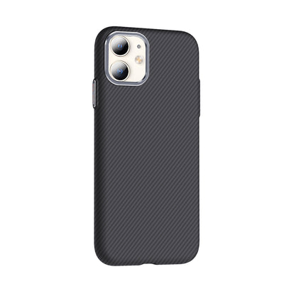 Apple iPhone 11 Kılıf M-safe Şarj Özellikli Karbon Fiber Görünümlü Zore Gros Kapak Gri-Siyah