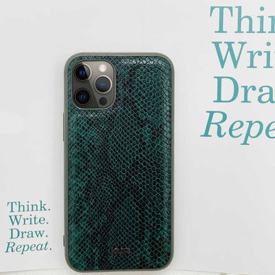 Apple iPhone 12 Kılıf Kajsa Glamorous Serisi Snake Pattern Kapak Siyah