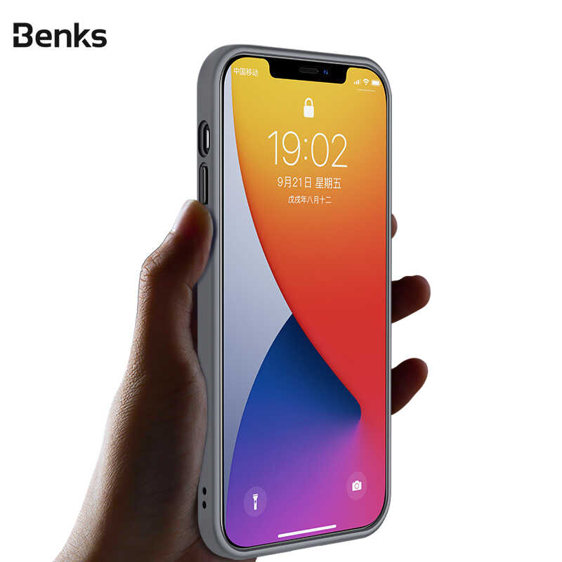 Apple iPhone 12 Pro Max Kılıf Benks Hybrid Kapak Beyaz
