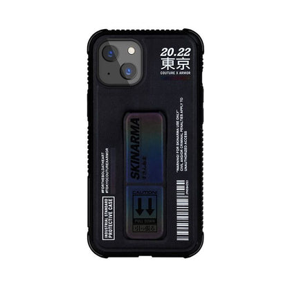 iPhone 13 Kılıf Skinarma Holografik Tasarımlı Standlı Deri Görünümlü Kira Kodo Kılıf