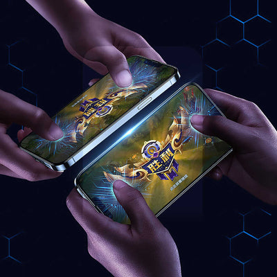 Apple iPhone 13 Pro Benks Mat Ekran Koruyucu Parmak İzi Bırakmayan Oyunculara Özel Ekran Filmi Siyah