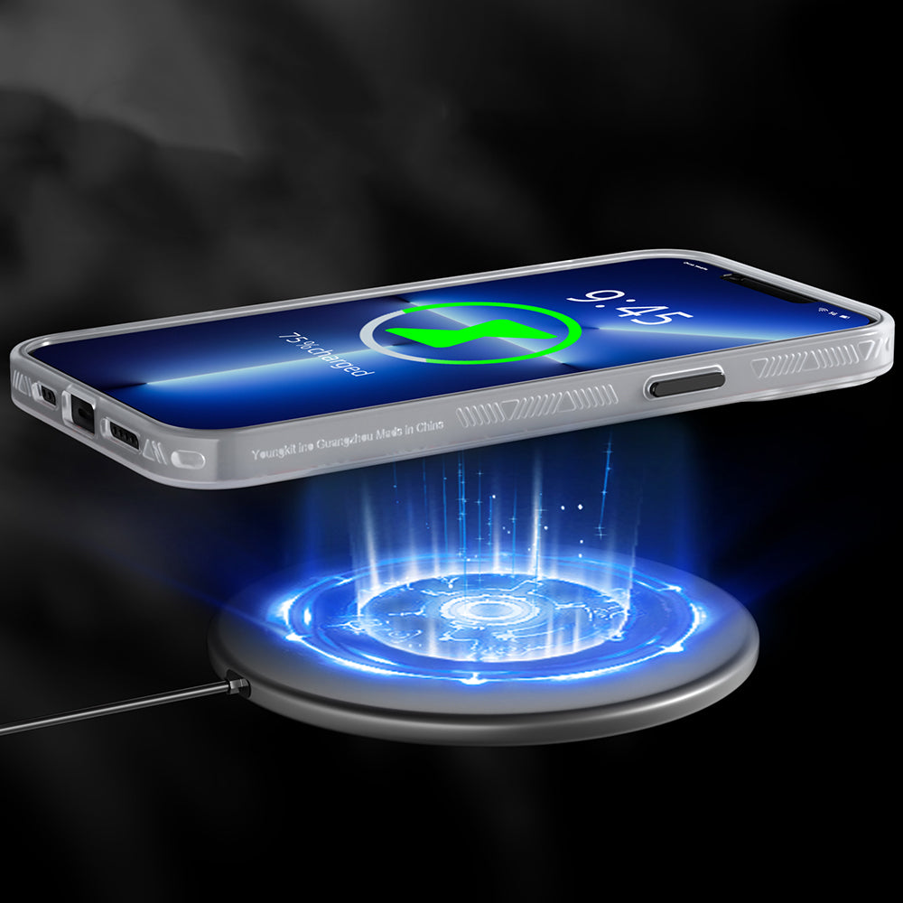 Apple iPhone 13 Pro Max Kılıf Magsafe Şarj Özellikli YoungKit Metaverse Serisi Kapak Beyaz