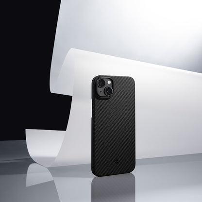 iPhone 14 Kılıf M-safe Şarj Özellikli 1500D Aramid Fiber Pitaka Ultra-Slim Classic Serisi Black-Grey Twill Kılıf