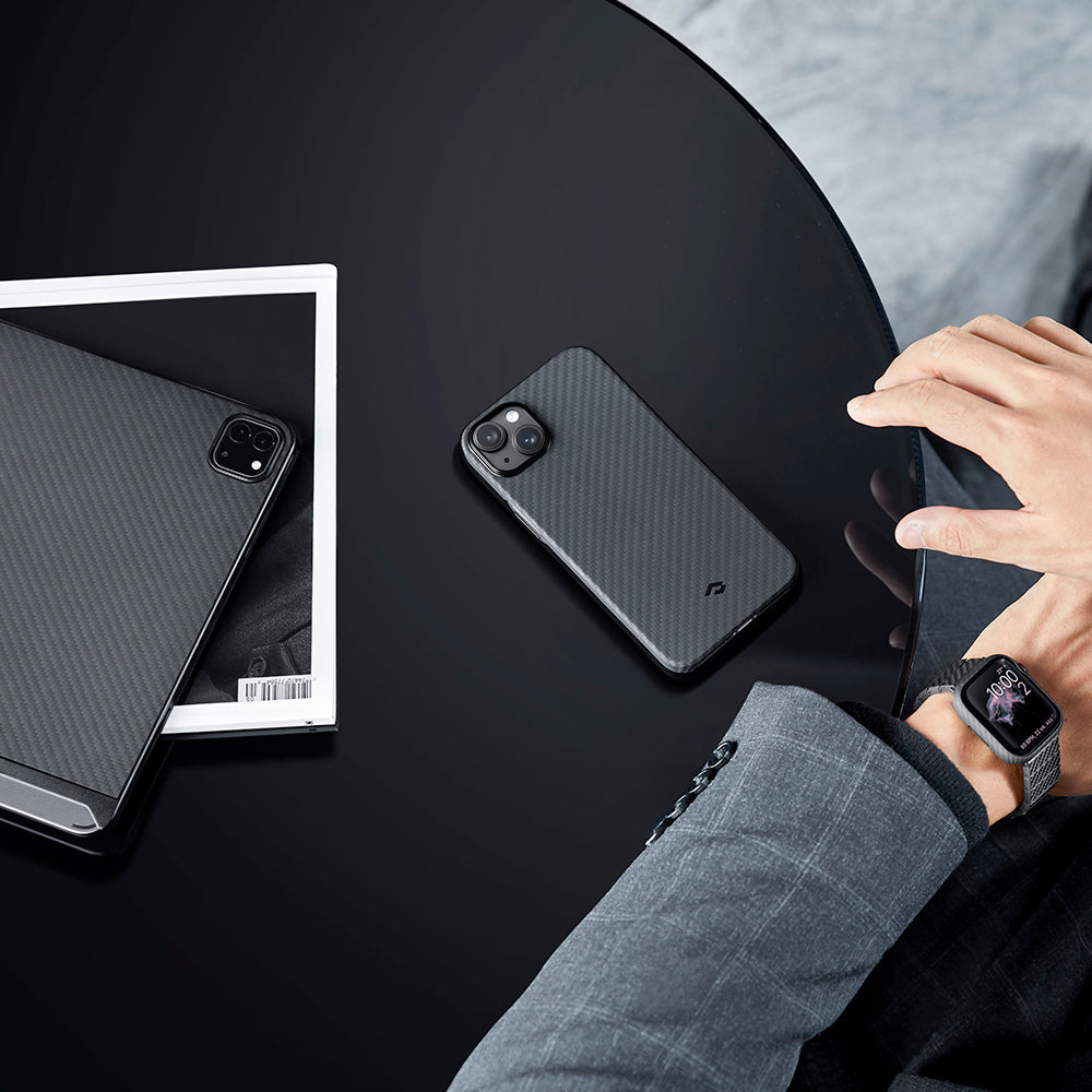 iPhone 14 Kılıf M-safe Şarj Özellikli 1500D Aramid Fiber Pitaka Ultra-Slim Classic Serisi Black-Grey Twill Kılıf