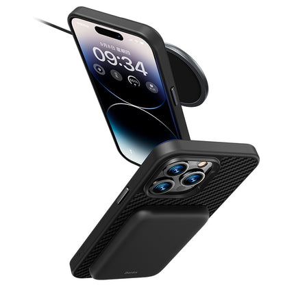 iPhone 14 Plus Kılıf Karbon Fiber M-safe Şarj Özellikli Benks Hybrid ArmorPro 1500D Kevlar Kılıf