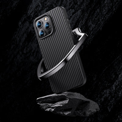 Apple iPhone 14 Plus Kılıf Karbon Fiber Magsafe Şarj Özellikli Benks Hybrid ArmorPro 1500D Kevlar Kapak Siyah