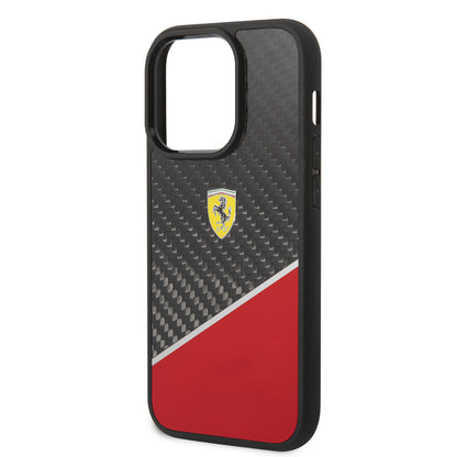 iPhone 14 Pro Kılıf Ferrari Orjinal Lisanlı Klasik Metal Logolu Karbon Şerit Desenli Kılıf