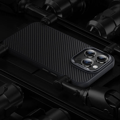 iPhone 14 Pro Kılıf Karbon Fiber M-safe Şarj Özellikli Benks Hybrid ArmorPro 600D Kevlar Kılıf
