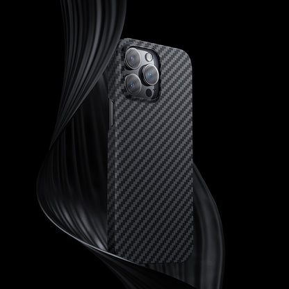 iPhone 14 Pro Kılıf M-safe Özellikli Karbon Fiber Benks Essential Kevlar Kılıf