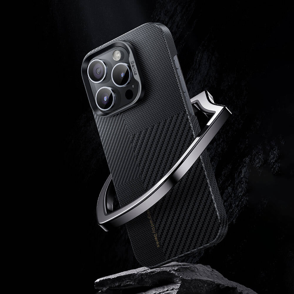 iPhone 14 Pro Kılıf M-safe Şarj Özellikli Karbon Fiber Benks Montage ArmorAir Kevlar Kılıf