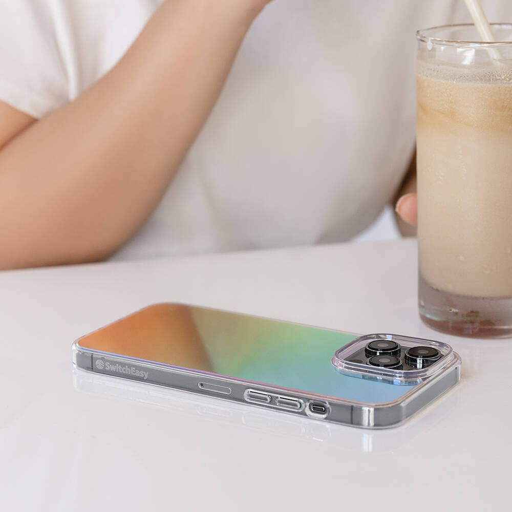 iPhone 14 Pro Kılıf Renk Geçişli Kenarları Şeffaf Tasarımlı Lisanslı Switcheasy Crush Plus Kılıf