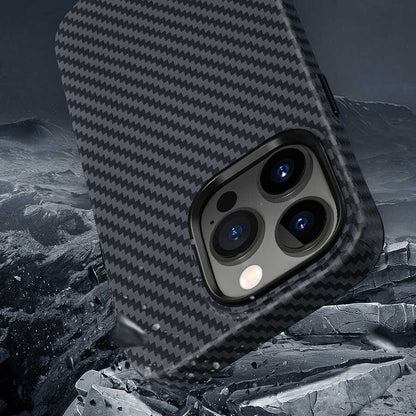 iPhone 14 Pro Kılıf Wiwu Karbon Fiber Görünümlü M-safe Wireless Şarj Özellikli Kabon Kılıf