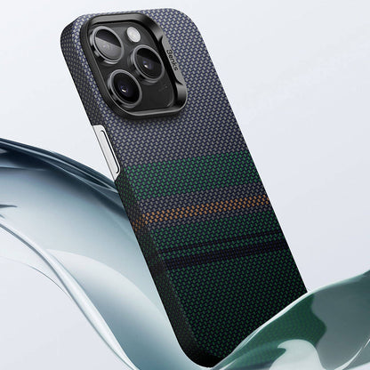 iPhone 14 Pro Max Kılıf M-safe Şarj Özellikli Karbon Fiber Tasarımlı Benks Aurora ArmorAir Kevlar Kılıf