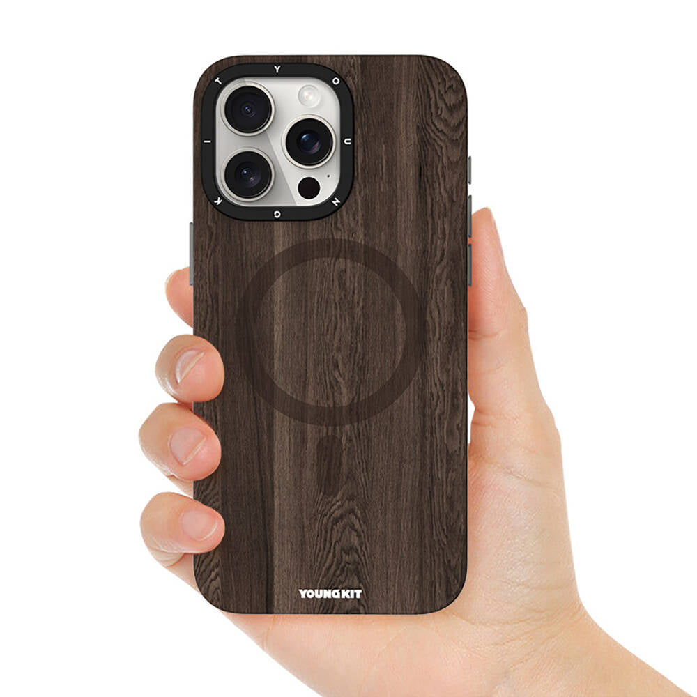 Apple iPhone 14 Pro Max Kılıf Magsafe Şarj Özellikli Sararmaya Dayanıklı Youngkit Wood Forest Serisi Kapak Kahverengi
