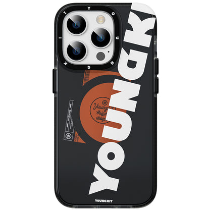 iPhone 14 Pro Max Kılıf M-safe Şarj Özellikli Youngkit Binfen Serisi Yazı Temalı Kılıf