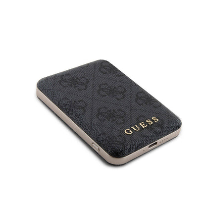 iPhone 15 Kılıf Guess Orjinal Lisanslı M-safe Şarj Özellikli Yazı Logolu 4G Desenli Kılıf + Powerbank 5000mAh 2in1 Set