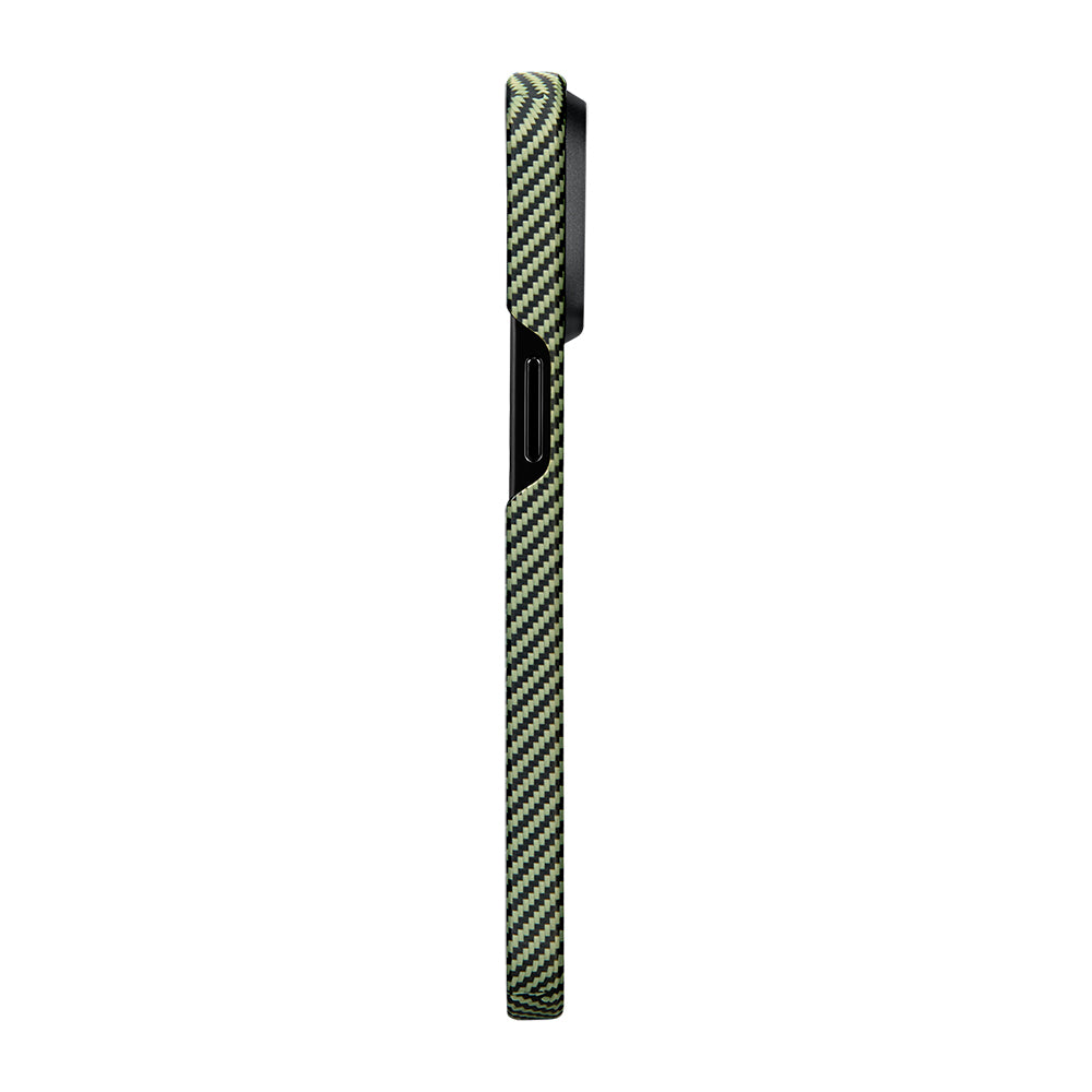 Apple iPhone 15 Plus Kılıf Magsafe Şarj Özellikli 600D Aramid Fiber Pitaka Tactile Woven Orchestra Serisi Overture Kapak Siyah-Yeşil