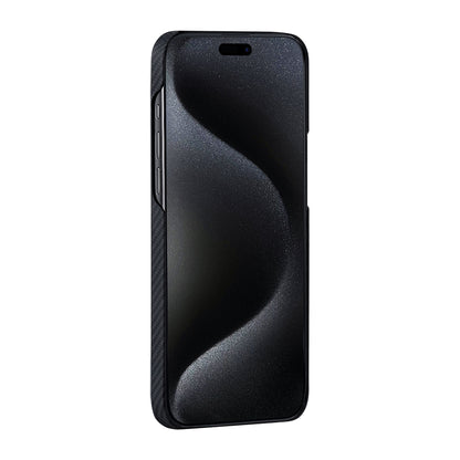 iPhone 15 Plus Kılıf M-safe Şarj Özellikli 600D Aramid Fiber Pitaka Tactile Woven Orchestra Serisi Rhapsody Kılıf