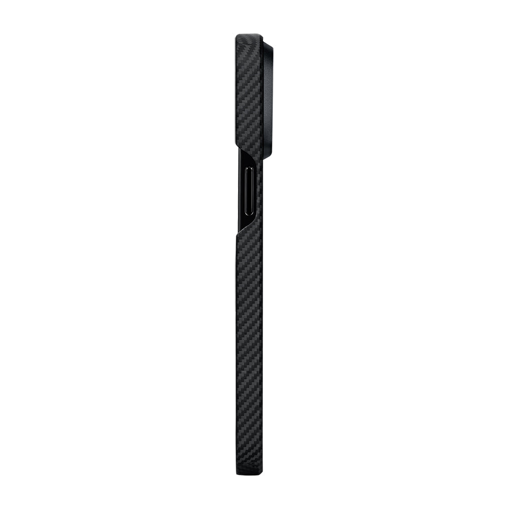 Apple iPhone 15 Plus Kılıf Magsafe Şarj Özellikli 600D Aramid Fiber Pitaka Tactile Woven Orchestra Serisi Rhapsody Kapak Siyah
