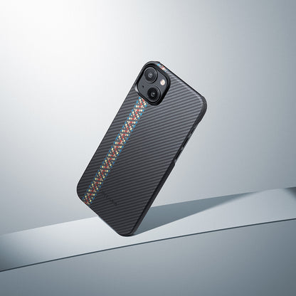 iPhone 15 Plus Kılıf M-safe Şarj Özellikli 600D Aramid Fiber Pitaka Tactile Woven Orchestra Serisi Rhapsody Kılıf