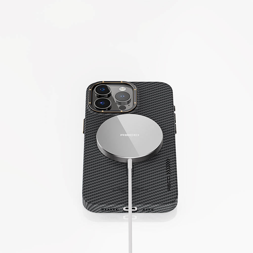 iPhone 15 Plus Kılıf Recci Machinist Serisi M-safe Şarj Özellikli Magnetik Karbon Kılıf