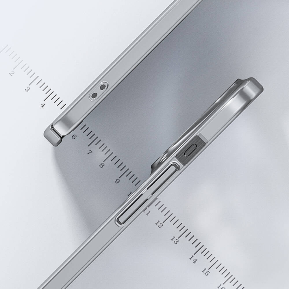 Apple iPhone 15 Pro Kılıf Benks Ultra İnce PC Kapak Gri