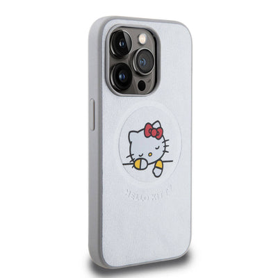 Apple iPhone 15 Pro Kılıf Hello Kitty Orjinal Lisanslı Magsafe Şarj Özellikli Baskı Logolu Uyuyan Kitty Deri Kapak Pembe
