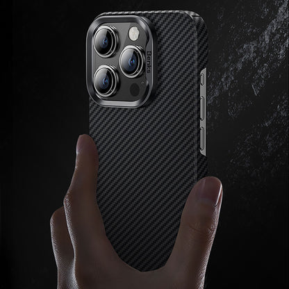 iPhone 15 Pro Kılıf M-safe Özellikli Karbon Fiber Benks Essential ArmorAir 600D Kevlar Kılıf