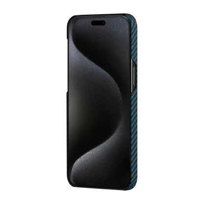 iPhone 15 Pro Kılıf M-safe Şarj Özellikli 1500D Aramid Fiber Pitaka Ultra-Slim Classic Serisi Black-Blue Twill Kılıf