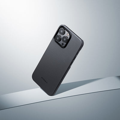 Apple iPhone 15 Pro Kılıf Magsafe Şarj Özellikli 600D Aramid Fiber Pitaka Ultra-Slim Classic Serisi Black-Grey Twill Kapak Siyah-Gri