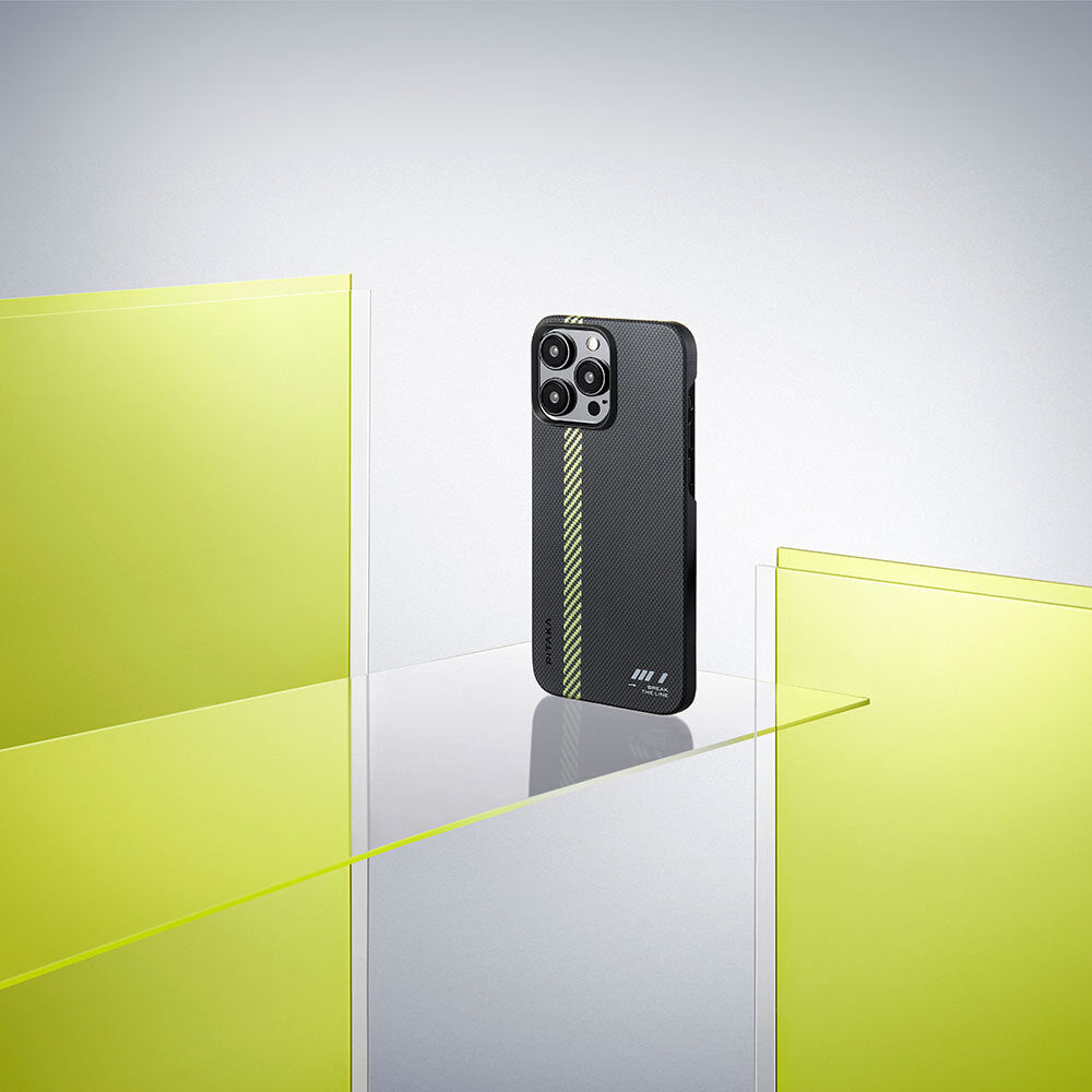 iPhone 15 Pro Kılıf M-safe Şarj Özellikli Aramid Fiber Pitaka Tactile Woven Break The Line Kılıf