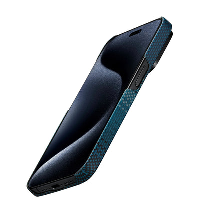 Apple iPhone 15 Pro Kılıf Magsafe Şarj Özellikli Aramid Fiber Pitaka Tactile Woven Sunset-Moonrise Serisi Moonrise Kapak Mavi