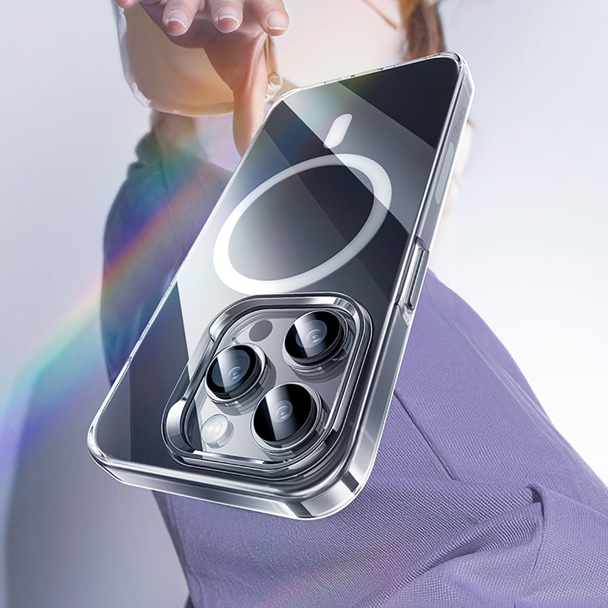 Apple iPhone 15 Pro Kılıf Magsafe Şarj Özellikli Benks Crystal Serisi Şeffaf Kapak Renksiz
