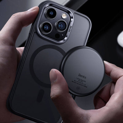 Apple iPhone 15 Pro Kılıf Magsafe Şarj Özellikli Benks Mist Protective Kapak Gri