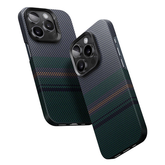 iPhone 15 Pro Kılıf M-safe Şarj Özellikli Karbon Fiber Tasarımlı Benks Aurora ArmorAir Kevlar Kılıf