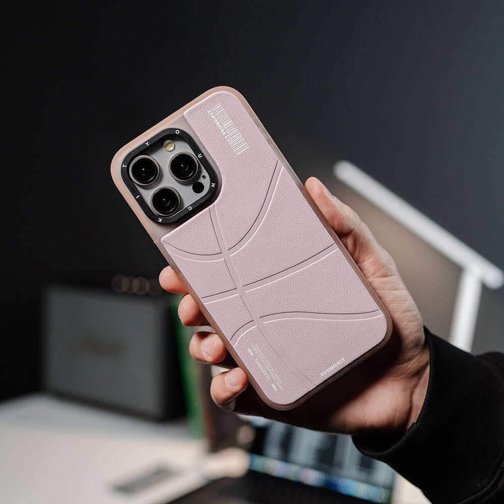 Apple iPhone 15 Pro Kılıf Magsafe Şarj Özellikli Youngkit Backboard Serisi Leather Kapak Kahverengi