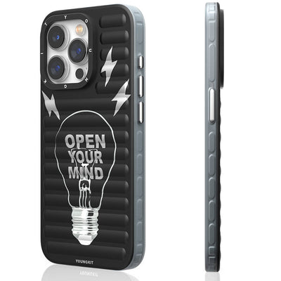 Apple iPhone 15 Pro Kılıf Magsafe Şarj Özellikli Youngkit Open Mind Serisi Kapak Siyah