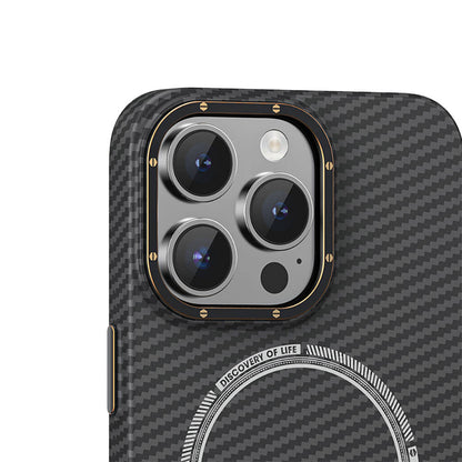 iPhone 15 Pro Kılıf Recci Machinist Serisi M-safe Şarj Özellikli Magnetik Karbon Kılıf