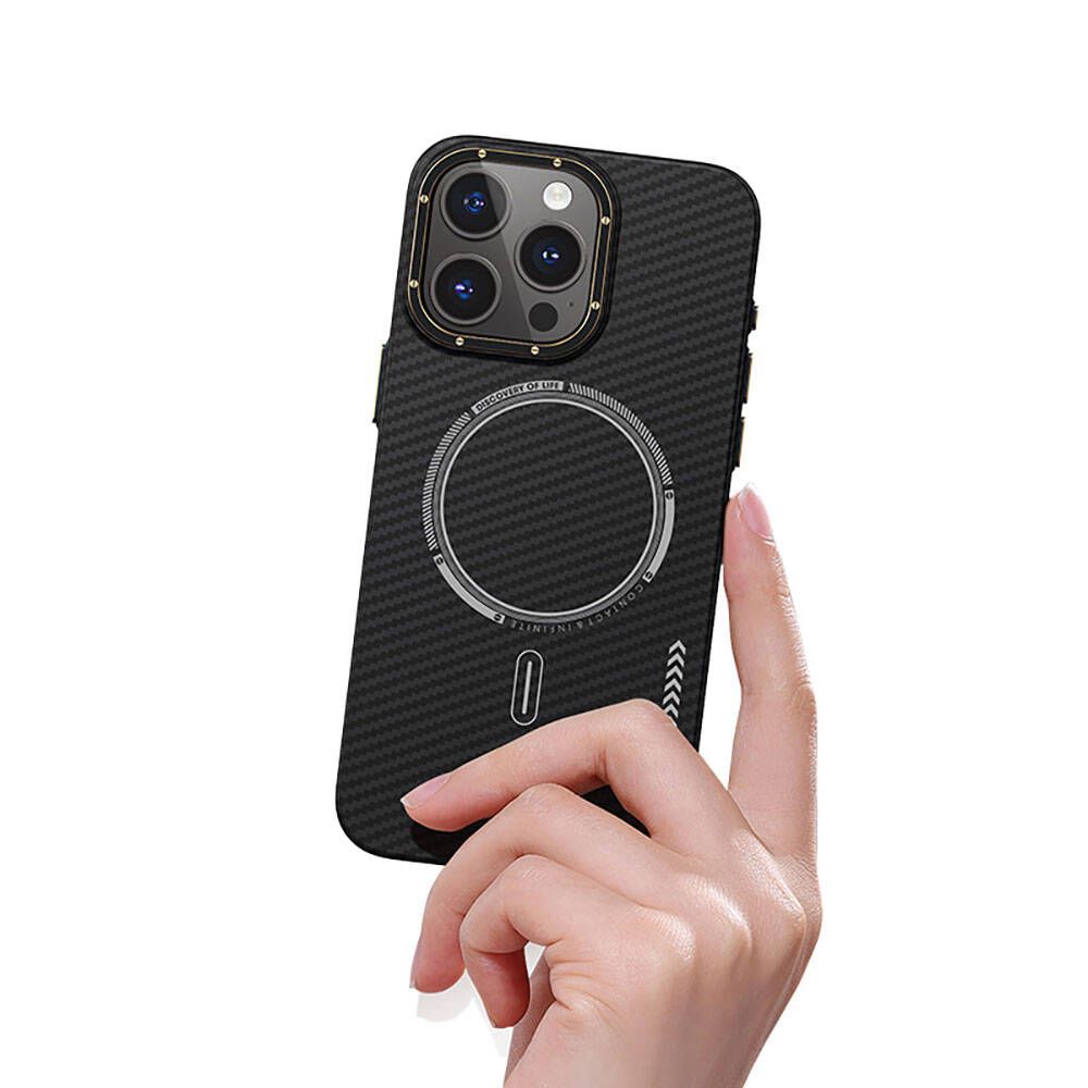 iPhone 15 Pro Kılıf Recci Machinist Serisi M-safe Şarj Özellikli Magnetik Karbon Kılıf