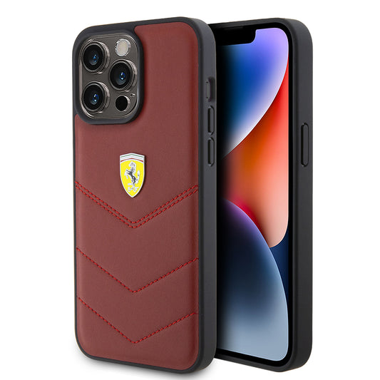 iPhone 15 Pro Max Kılıf Ferrari Orjinal Lisanslı Deri Dikişli Arka Yüzey Metal Logo Tasarımlı Kılıf