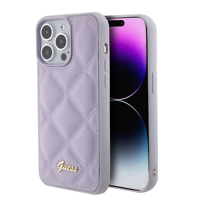 iPhone 15 Pro Max Kılıf Guess Orjinal Lisanslı PU Deri Metal Yazı Logolu Kapitone Kılıf