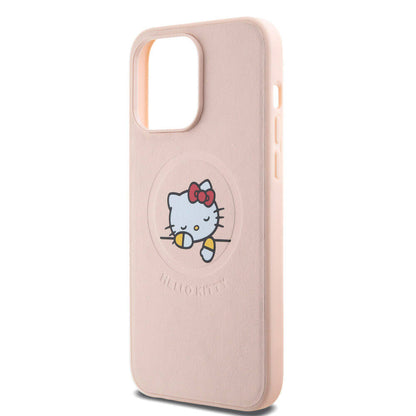 iPhone 15 Pro Max Kılıf Hello Kitty Orjinal Lisanslı M-safe Şarj Özellikli Baskı Logolu Uyuyan Kitty Deri Kılıf