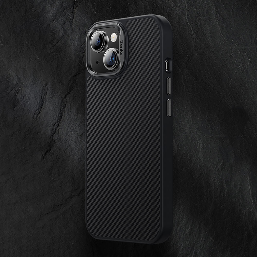 iPhone 15 Pro Max Kılıf Karbon Fiber M-safe Şarj Özellikli Benks Hybrid ArmorPro 600D Kevlar Kılıf