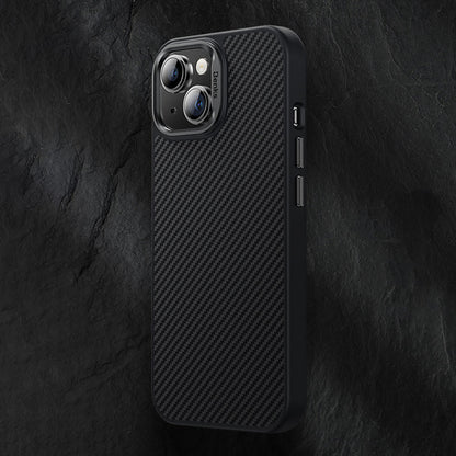 iPhone 15 Pro Max Kılıf Karbon Fiber M-safe Şarj Özellikli Benks Hybrid ArmorPro 600D Kevlar Kılıf