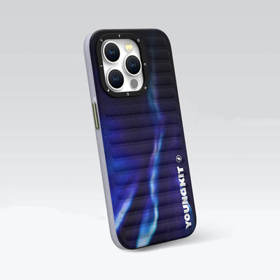 Apple iPhone 15 Pro Max Kılıf Kuzey Işıkları Desenli Youngkit Aurora Serisi Kapak Mor