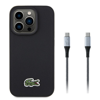 iPhone 15 Pro Max Kılıf Lacoste Orjinal Lisanslı PU Pike Desenli Arka Yüzey İkonik Timsah Dokuma Logolu Kılıf + Type-C Kablo 1.5m
