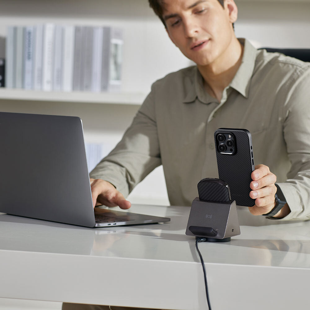 iPhone 15 Pro Max Kılıf M-safe Şarj Özellikli 600D Aramid Fiber Pitaka Military-Grade Classic Serisi Black-Grey Twill Kılıf