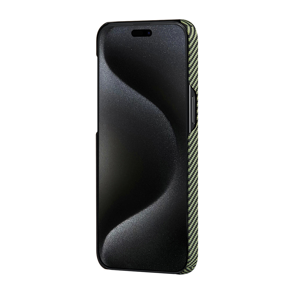 Apple iPhone 15 Pro Max Kılıf Magsafe Şarj Özellikli 600D Aramid Fiber Pitaka Tactile Woven Orchestra Serisi Overture Kapak Siyah-Yeşil