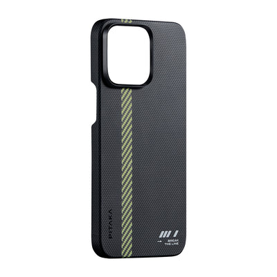 Apple iPhone 15 Pro Max Kılıf Magsafe Şarj Özellikli Aramid Fiber Pitaka Tactile Woven Break The Line Kapak Siyah